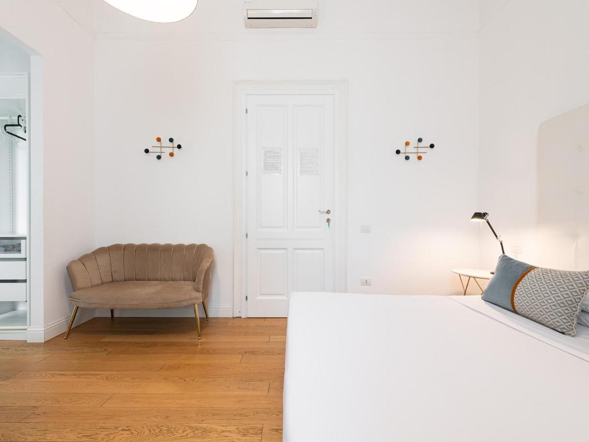 Hotel Pley Boutique Del Centro Cagliari Exterior foto