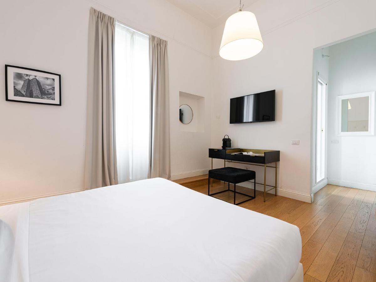Hotel Pley Boutique Del Centro Cagliari Exterior foto
